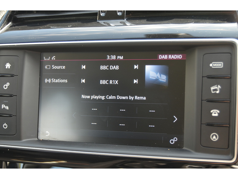 Jaguar F-PACE 2.0 D180 Prestige SUV 5dr Diesel Auto AWD Euro 6 (s/s) (180 ps) | H/SEATS|R/CAM|CRUISE|NAV - U10936