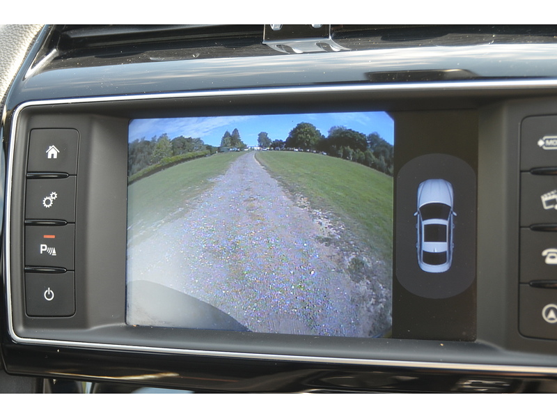 Jaguar F-PACE 2.0 D180 Prestige SUV 5dr Diesel Auto AWD Euro 6 (s/s) (180 ps) | H/SEATS|R/CAM|CRUISE|NAV - U10936