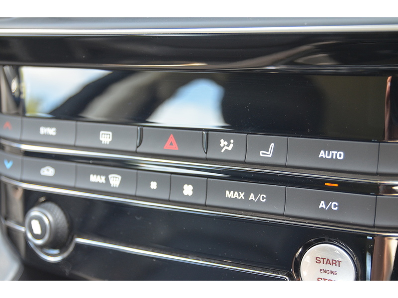 Jaguar F-PACE 2.0 D180 Prestige SUV 5dr Diesel Auto AWD Euro 6 (s/s) (180 ps) | H/SEATS|R/CAM|CRUISE|NAV - U10936