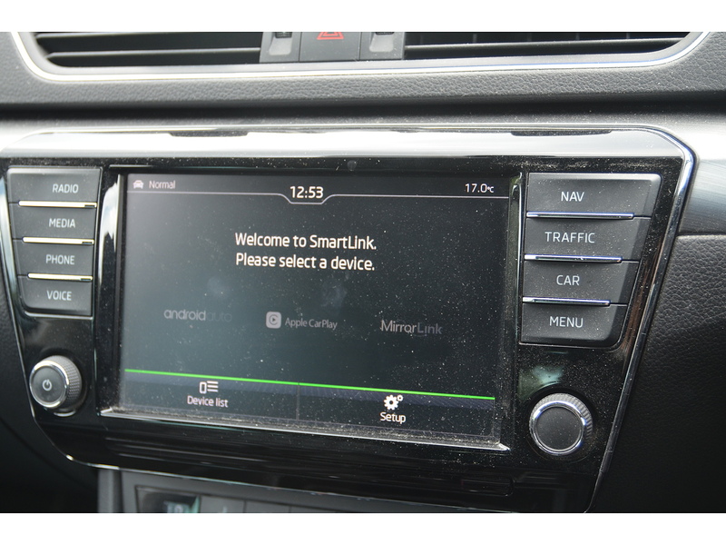 Skoda Superb 2.0 TDI SE L Executive Estate 5dr Diesel Manual Euro 6 (s/s) (150 ps) | - U10937