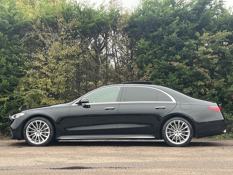 Mercedes-Benz S Class 3.0 S580Le V6 28.6kWh AMG Line (Premium) Saloon 4dr Petrol Plug-in Hybrid G-Tronic+ Euro 6 (s/s) - U10950