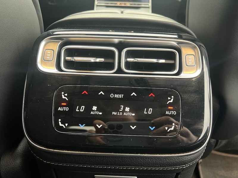 Mercedes-Benz S Class 3.0 S580Le V6 28.6kWh AMG Line (Premium) Saloon 4dr Petrol Plug-in Hybrid G-Tronic+ Euro 6 (s/s) - U10950