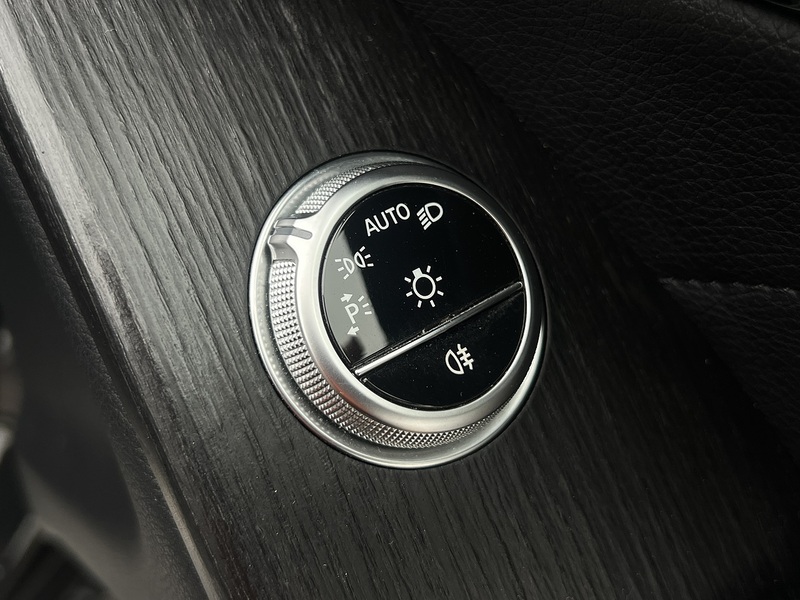 Mercedes-Benz S Class 3.0 S580Le V6 28.6kWh AMG Line (Premium) Saloon 4dr Petrol Plug-in Hybrid G-Tronic+ Euro 6 (s/s) - U10950