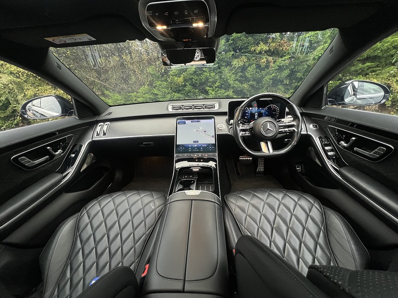 Mercedes-Benz S Class 3.0 S580Le V6 28.6kWh AMG Line (Premium) Saloon 4dr Petrol Plug-in Hybrid G-Tronic+ Euro 6 (s/s) - U10950