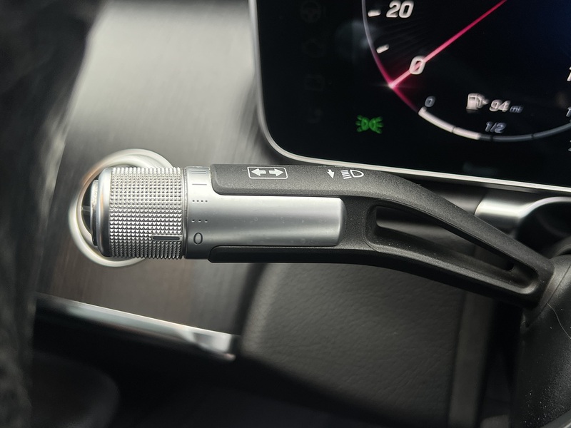 Mercedes-Benz S Class 3.0 S580Le V6 28.6kWh AMG Line (Premium) Saloon 4dr Petrol Plug-in Hybrid G-Tronic+ Euro 6 (s/s) - U10950