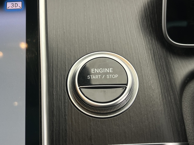 Mercedes-Benz S Class 3.0 S580Le V6 28.6kWh AMG Line (Premium) Saloon 4dr Petrol Plug-in Hybrid G-Tronic+ Euro 6 (s/s) - U10950