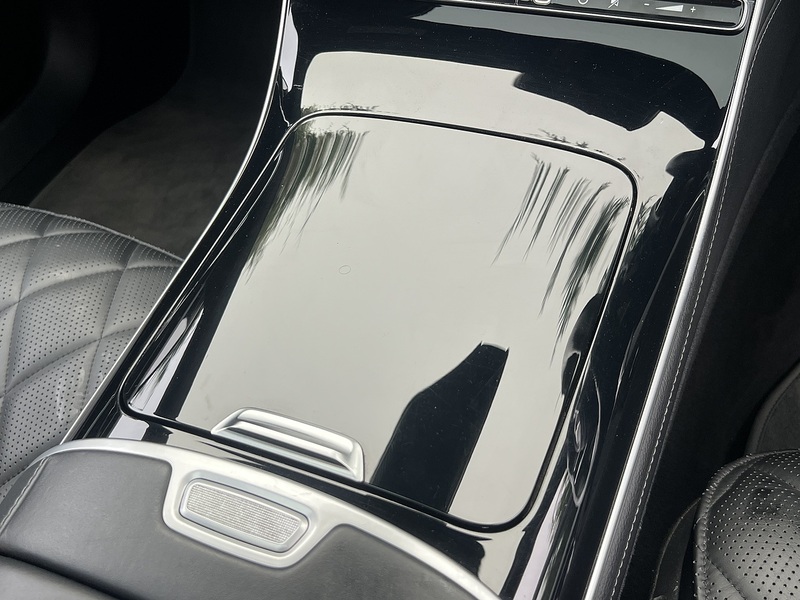 Mercedes-Benz S Class 3.0 S580Le V6 28.6kWh AMG Line (Premium) Saloon 4dr Petrol Plug-in Hybrid G-Tronic+ Euro 6 (s/s) - U10950