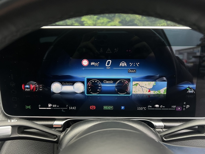 Mercedes-Benz S Class 3.0 S580Le V6 28.6kWh AMG Line (Premium) Saloon 4dr Petrol Plug-in Hybrid G-Tronic+ Euro 6 (s/s) - U10950