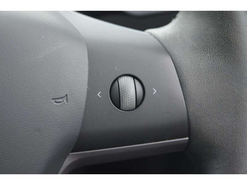 Tesla Model Y (Dual Motor) Long Range SUV 5dr Electric Auto 4WDE (384 bhp) | PAN ROOF|PRIVACY|VAT Q|1 OWNER - U10956