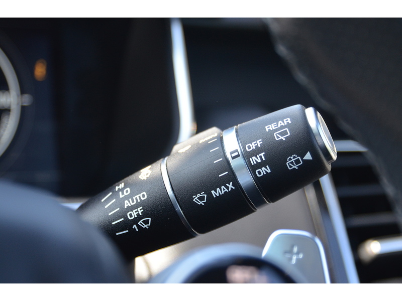 Land Rover Range Rover Sport 2.0 P400e 13.1kWh HSE Silver SUV 5dr Petrol Plug-in Hybrid Auto 4WD Euro 6 (s/s) (404 ps) | 1 FORMER - U10957