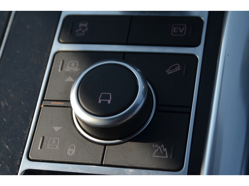 Land Rover Range Rover Sport 2.0 P400e 13.1kWh HSE Silver SUV 5dr Petrol Plug-in Hybrid Auto 4WD Euro 6 (s/s) (404 ps) | 1 FORMER - U10957