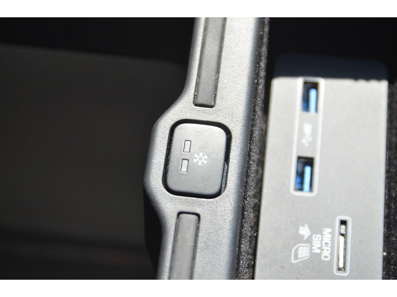 Land Rover Range Rover Sport 2.0 P400e 13.1kWh HSE Silver SUV 5dr Petrol Plug-in Hybrid Auto 4WD Euro 6 (s/s) (404 ps) | 1 FORMER - U10957