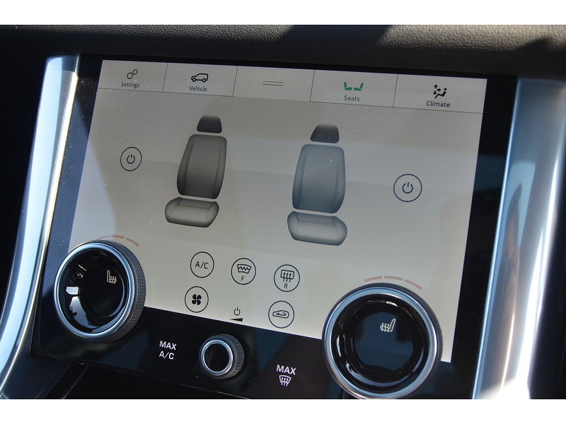 Land Rover Range Rover Sport 2.0 P400e 13.1kWh HSE Silver SUV 5dr Petrol Plug-in Hybrid Auto 4WD Euro 6 (s/s) (404 ps) | 1 FORMER - U10957