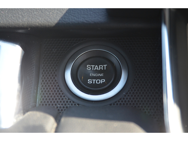 Land Rover Range Rover Sport 2.0 P400e 13.1kWh HSE Silver SUV 5dr Petrol Plug-in Hybrid Auto 4WD Euro 6 (s/s) (404 ps) | 1 FORMER - U10957