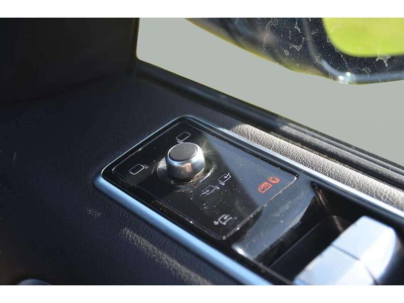 Land Rover Range Rover Sport 2.0 P400e 13.1kWh HSE Silver SUV 5dr Petrol Plug-in Hybrid Auto 4WD Euro 6 (s/s) (404 ps) | 1 FORMER - U10957