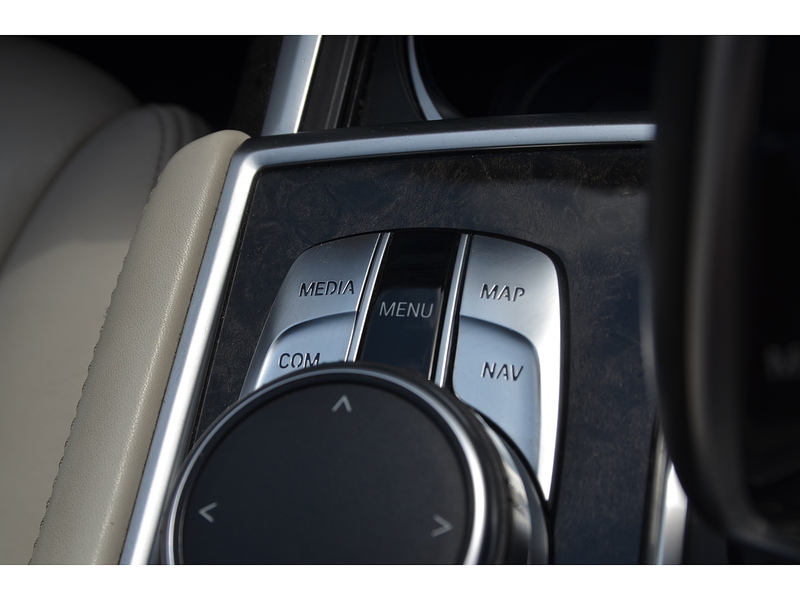 BMW 7 Series 3.0 730d M Sport Saloon 4dr Diesel Auto xDrive Euro 6 (s/s) (265 ps) | PRIVACY|H/SEATS |R/CAM|CRUISE - U10963