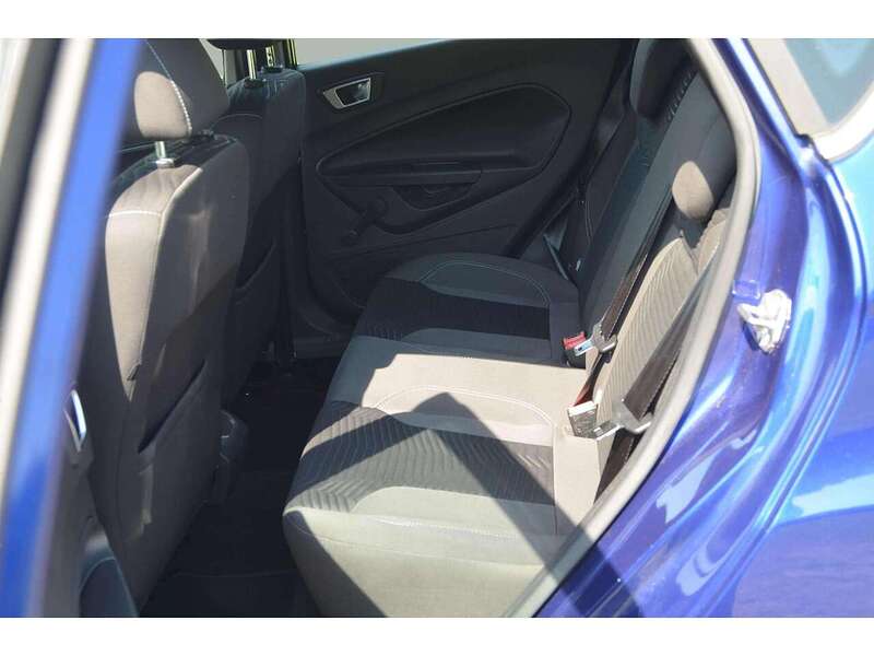 Ford Fiesta 1.0T EcoBoost Zetec Hatchback 5dr Petrol Manual Euro 6 (s/s) (100 ps) - U10966