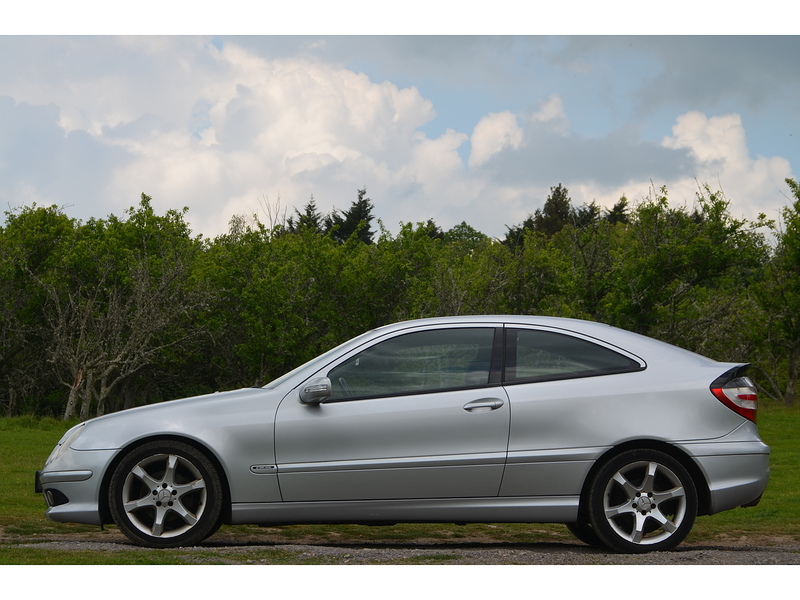Mercedes-Benz C Class 1.8 C160 Kompressor Sport Edition Coupe 2dr Petrol Manual (183 g/km, 122 bhp) | CRUISE|A/C|MOT - U10967