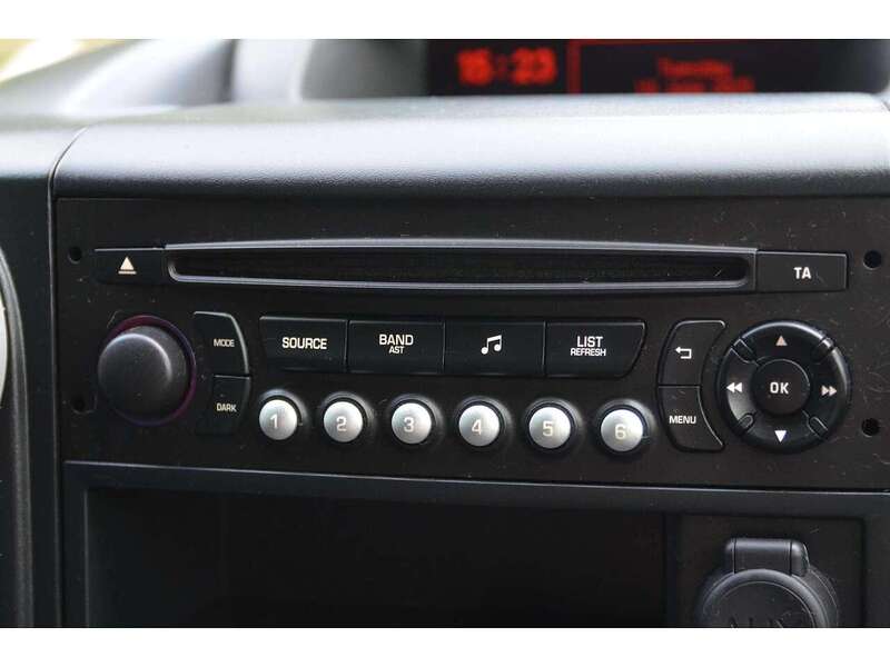 Peugeot Partner 1.6 BlueHDi 854 SE Panel Van 5dr Diesel Manual L1 (112 g/km, 97.64 bhp) | NO VAT|SERVICED AT 106K - U10970