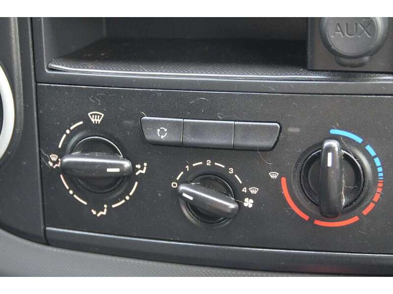 Peugeot Partner 1.6 BlueHDi 854 SE Panel Van 5dr Diesel Manual L1 (112 g/km, 97.64 bhp) | NO VAT|SERVICED AT 106K - U10970