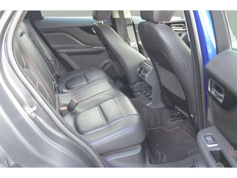 Jaguar F-PACE 2.0 D165 Prestige SUV 5dr Diesel Manual Euro 6 (s/s) (163 ps) | H/SEATS|R/CAM|CRUISE|NAV - U10971
