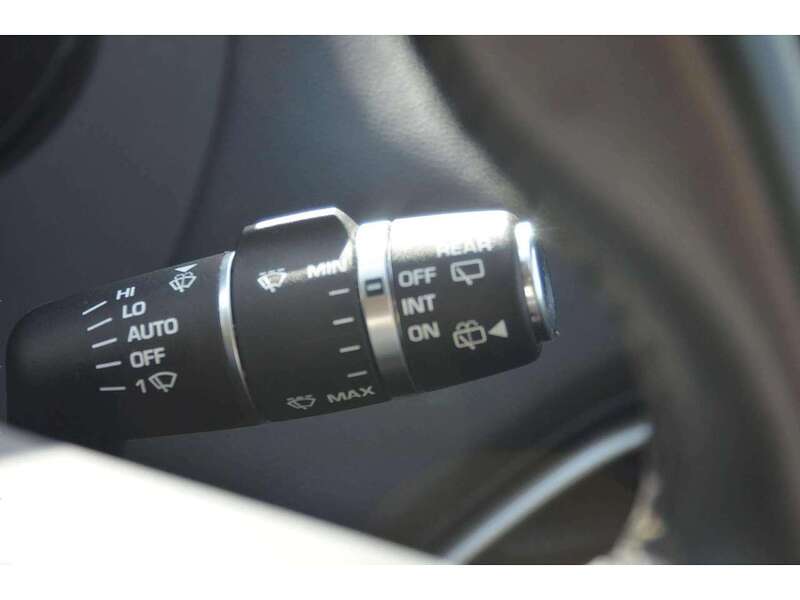 Jaguar F-PACE 2.0 D165 Prestige SUV 5dr Diesel Manual Euro 6 (s/s) (163 ps) | H/SEATS|R/CAM|CRUISE|NAV - U10971