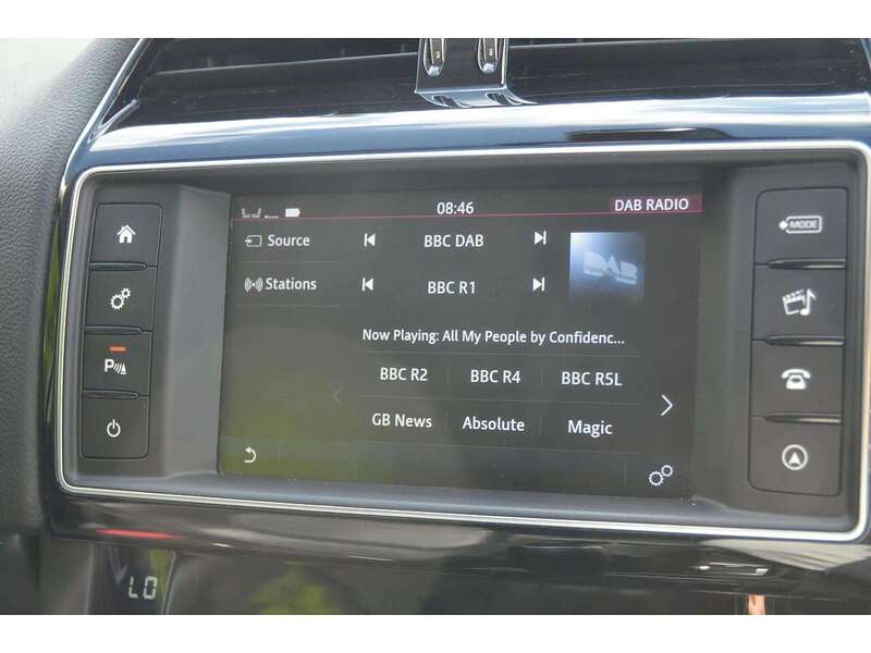 Jaguar F-PACE 2.0 D165 Prestige SUV 5dr Diesel Manual Euro 6 (s/s) (163 ps) | H/SEATS|R/CAM|CRUISE|NAV - U10971