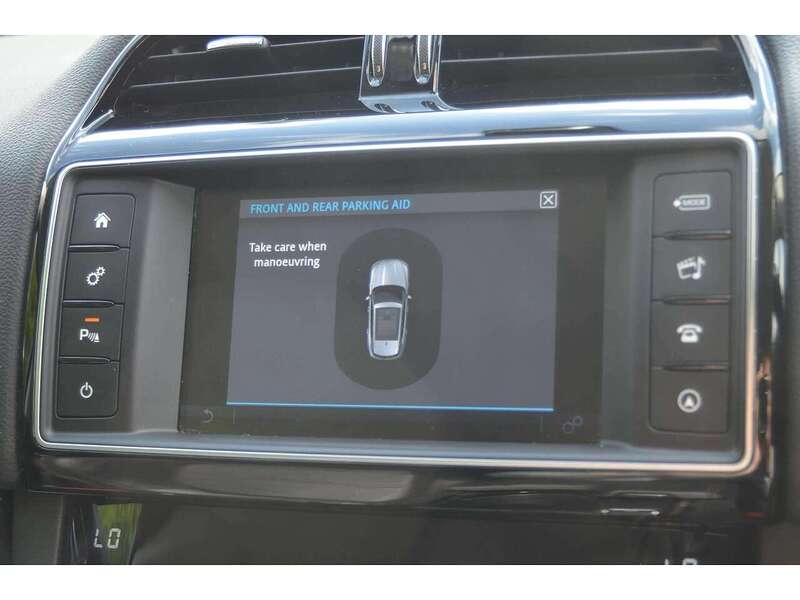 Jaguar F-PACE 2.0 D165 Prestige SUV 5dr Diesel Manual Euro 6 (s/s) (163 ps) | H/SEATS|R/CAM|CRUISE|NAV - U10971