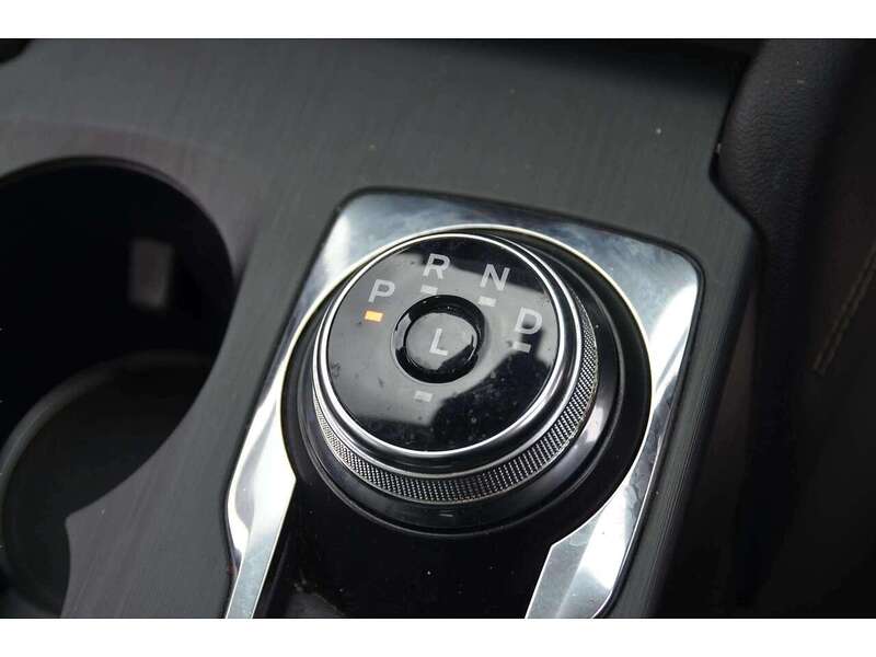 Ford Kuga 2.5 Duratec 14.4kWh Vignale SUV 5dr Petrol Plug-in Hybrid CVT Euro 6 (s/s) (225 ps) | PAN - U10974