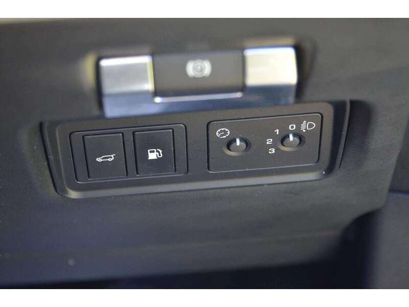 Land Rover Range Rover Evoque 1.5 P300e 12.2kWh S SUV 5dr Petrol Plug-in Hybrid Auto 4WD Euro 6 (s/s) (309 ps) | PRIVACY|H/SEATS|1 - U10977