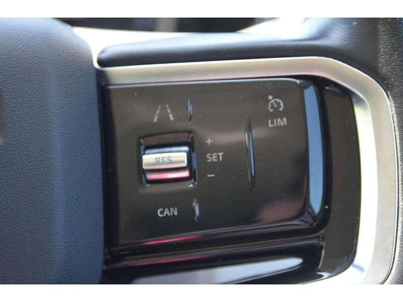 Land Rover Range Rover Evoque 1.5 P300e 12.2kWh S SUV 5dr Petrol Plug-in Hybrid Auto 4WD Euro 6 (s/s) (309 ps) | PRIVACY|H/SEATS|1 - U10977