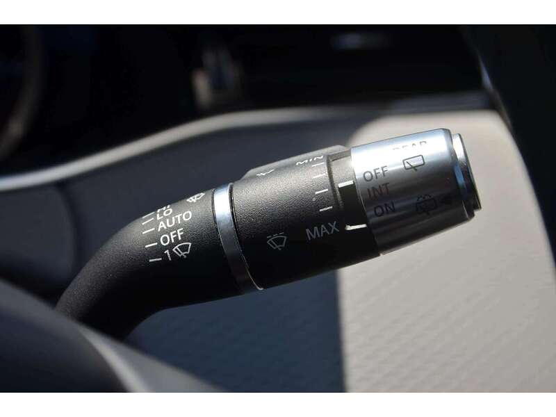 Land Rover Range Rover Evoque 1.5 P300e 12.2kWh S SUV 5dr Petrol Plug-in Hybrid Auto 4WD Euro 6 (s/s) (309 ps) | PRIVACY|H/SEATS|1 - U10977
