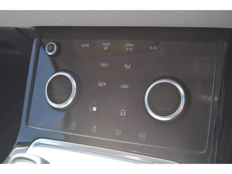 Land Rover Range Rover Evoque 1.5 P300e 12.2kWh S SUV 5dr Petrol Plug-in Hybrid Auto 4WD Euro 6 (s/s) (309 ps) | PRIVACY|H/SEATS|1 - U10977