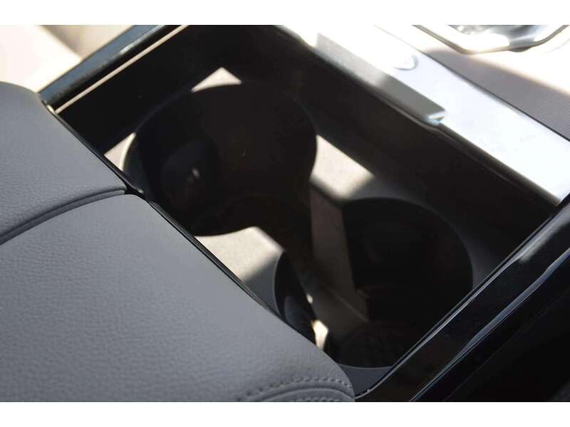 Land Rover Range Rover Evoque 1.5 P300e 12.2kWh S SUV 5dr Petrol Plug-in Hybrid Auto 4WD Euro 6 (s/s) (309 ps) | PRIVACY|H/SEATS|1 - U10977