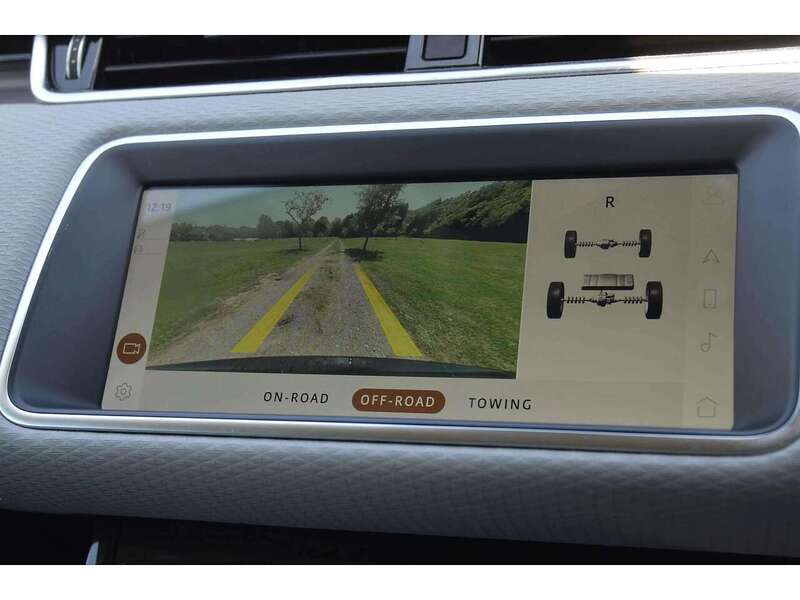 Land Rover Range Rover Evoque 1.5 P300e 12.2kWh S SUV 5dr Petrol Plug-in Hybrid Auto 4WD Euro 6 (s/s) (309 ps) | PRIVACY|H/SEATS|1 - U10977