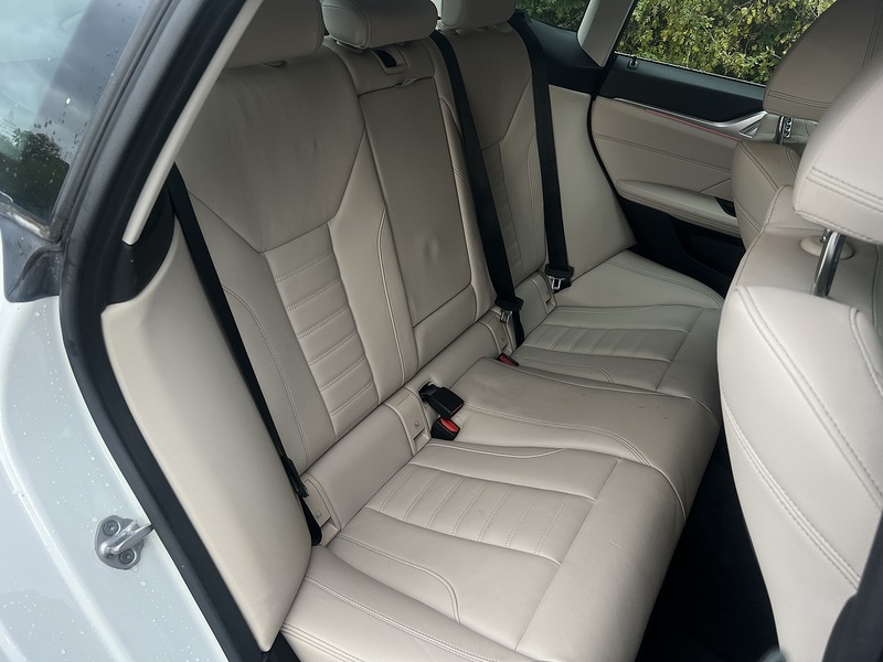 BMW i4 40 83.9kWh Sport Gran Coupe 5dr Electric Auto eDrive (340 ps) | 1 FORMER KEEPER|VAT QUALIFYING - U10982