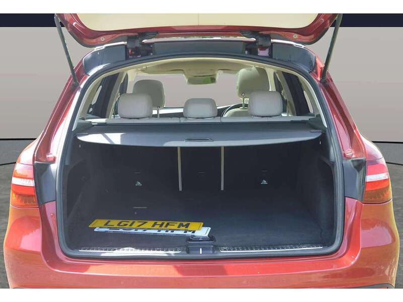 Mercedes-Benz GLC 2.1 GLC220d Sport (Premium) SUV 5dr Diesel G-Tronic 4MATIC Euro 6 (s/s) (170 ps) | - U10985