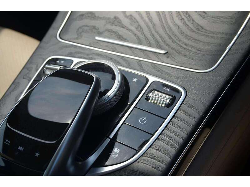 Mercedes-Benz GLC 2.1 GLC220d Sport (Premium) SUV 5dr Diesel G-Tronic 4MATIC Euro 6 (s/s) (170 ps) | - U10985