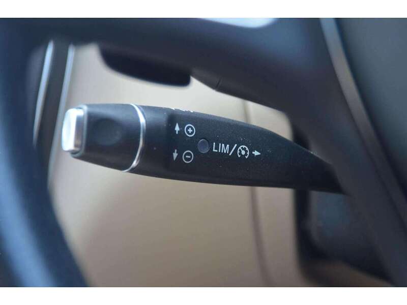 Mercedes-Benz GLC 2.1 GLC220d Sport (Premium) SUV 5dr Diesel G-Tronic 4MATIC Euro 6 (s/s) (170 ps) | - U10985