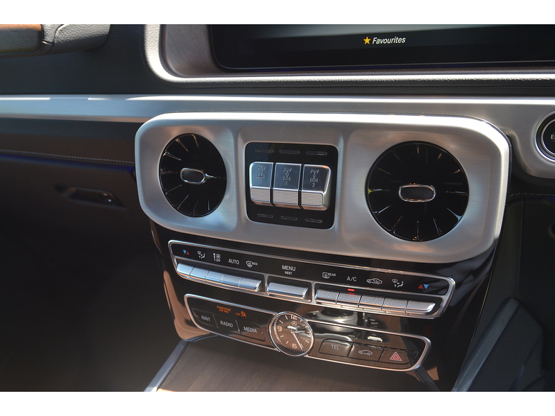 Mercedes-Benz G Class 2.9 G350d AMG Line SUV 5dr Diesel G-Tronic+ 4MATIC Euro 6 (s/s) (286 ps) | TOW - U10987