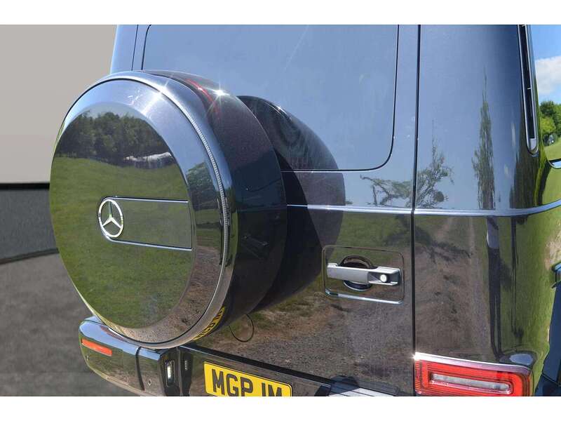Mercedes-Benz G Class 2.9 G350d AMG Line SUV 5dr Diesel G-Tronic+ 4MATIC Euro 6 (s/s) (286 ps) | TOW - U10987
