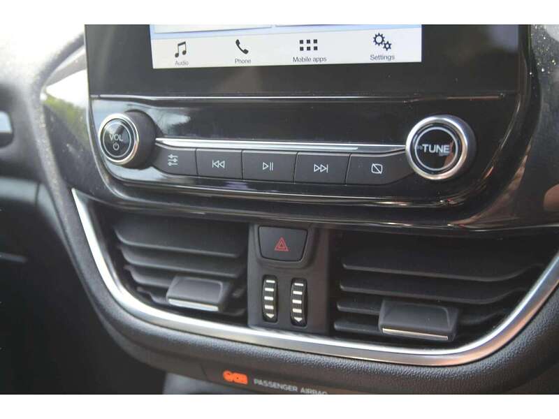Ford Fiesta 1.0T EcoBoost ST-Line Hatchback 5dr Petrol Manual Euro 6 (s/s) (140 ps) - U10988