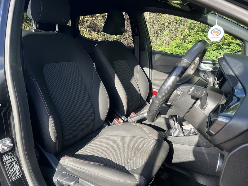 Ford Fiesta 1.0T EcoBoost ST-Line Hatchback 5dr Petrol Manual Euro 6 (s/s) (140 ps) - U10988