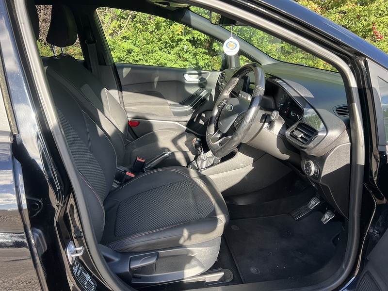 Ford Fiesta 1.0T EcoBoost ST-Line Hatchback 5dr Petrol Manual Euro 6 (s/s) (140 ps) - U10988