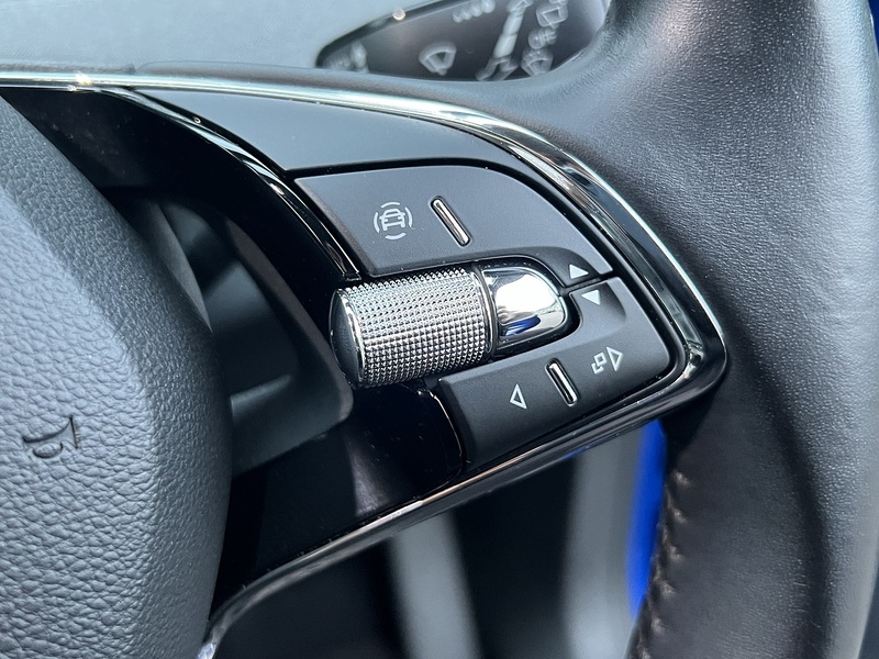 Skoda Enyaq 62kWh 60 SUV 5dr Electric Auto (179 ps) | 1 FORMER KEEPER|VAT QUALIFYING - U10995