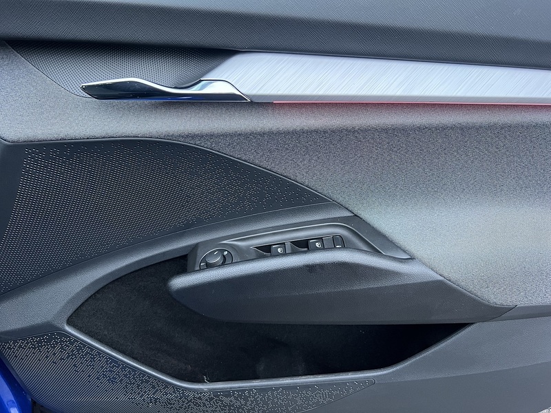 Skoda Enyaq 62kWh 60 SUV 5dr Electric Auto (179 ps) | 1 FORMER KEEPER|VAT QUALIFYING - U10995