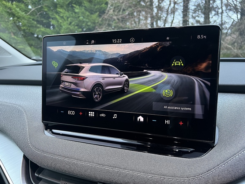 Skoda Enyaq 62kWh 60 SUV 5dr Electric Auto (179 ps) | 1 FORMER KEEPER|VAT QUALIFYING - U10995