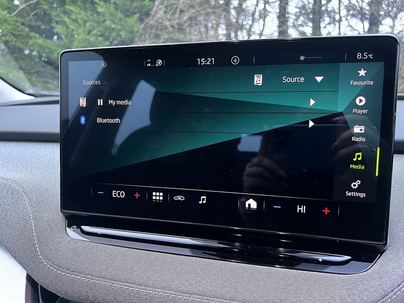 Skoda Enyaq 62kWh 60 SUV 5dr Electric Auto (179 ps) | 1 FORMER KEEPER|VAT QUALIFYING - U10995