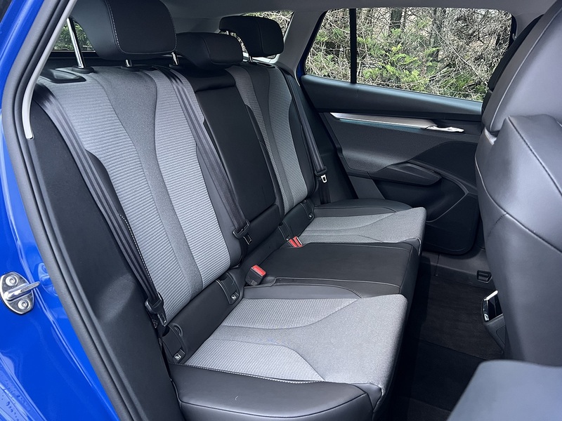 Skoda Enyaq 62kWh 60 SUV 5dr Electric Auto (179 ps) | 1 FORMER KEEPER|VAT QUALIFYING - U10995