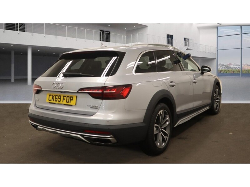 Audi A4 Allroad 2.0 TFSI 45 Sport Estate 5dr Petrol S Tronic quattro Euro 6 (s/s) (245 ps) - U10996
